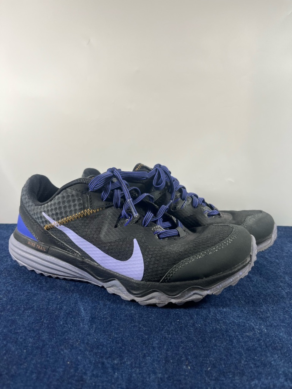 Nike Juniper Trail CW3809-005 Women's Size 8 Black Athletic Running Shoes